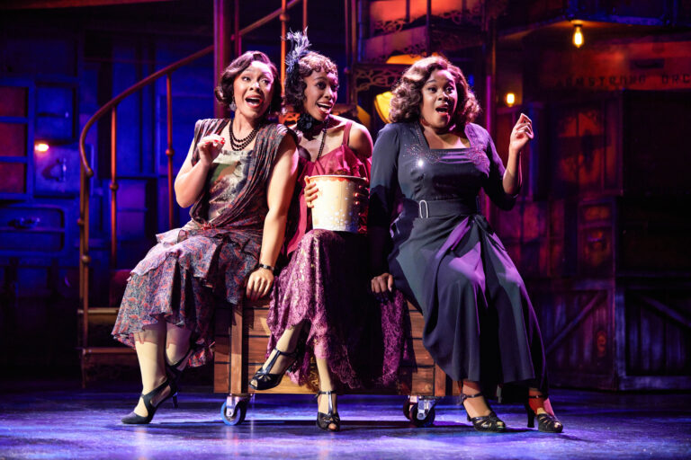 Actors in A Wonderful World at Broadway in Chicago Theatres