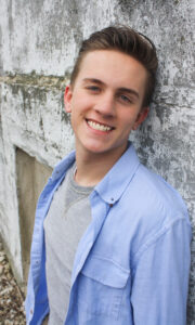 justin smuz headshot