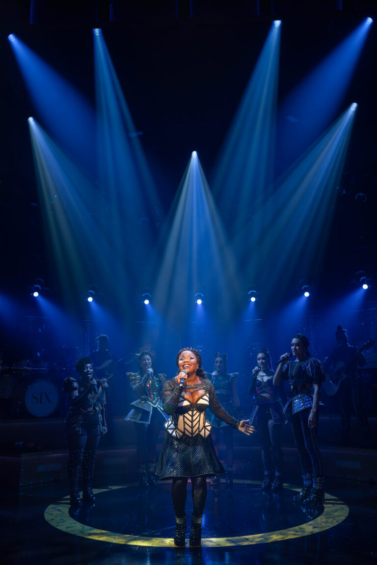 (5) Kelly Denice Taylor as Jane Seymour in The North American Tour Boleyn Company of SIX