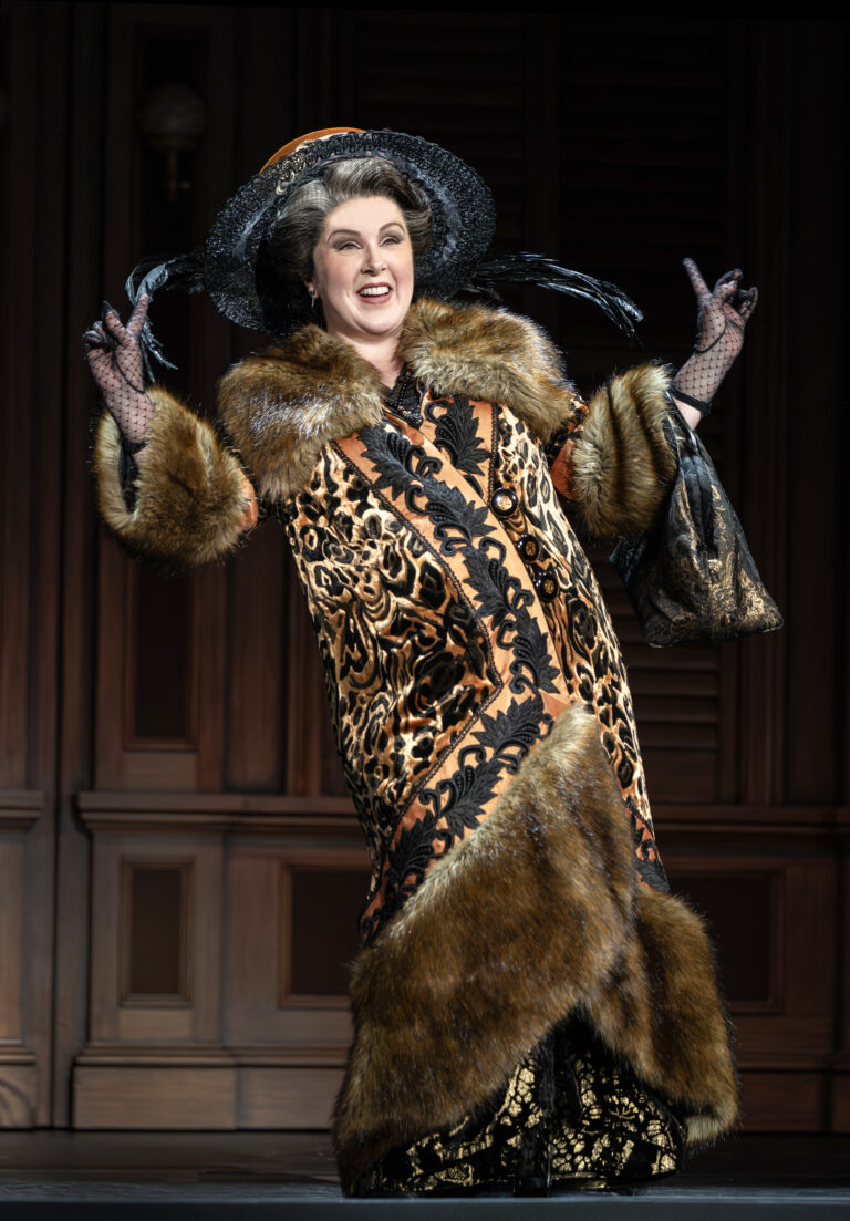 10 SUFFS Tour_Laura Stracko as Alva Belmont