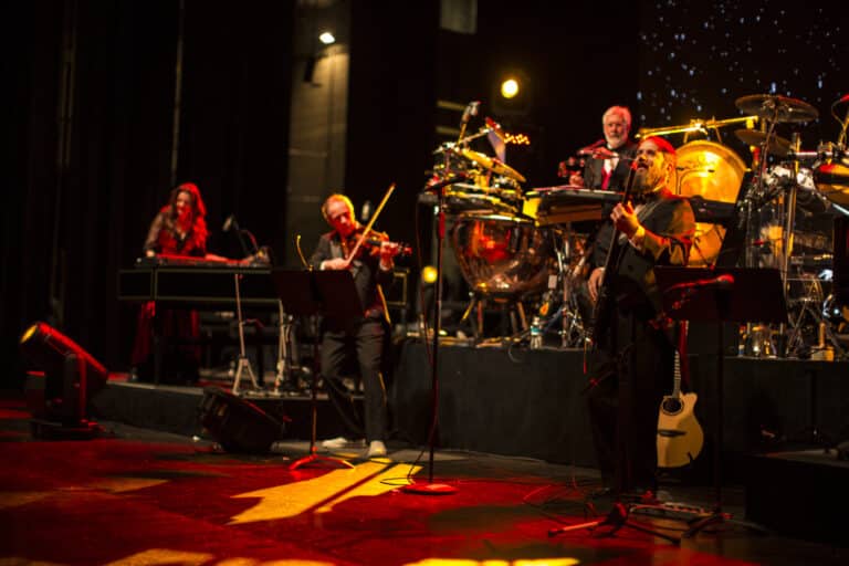 MannheimSteamrollerXmas_2