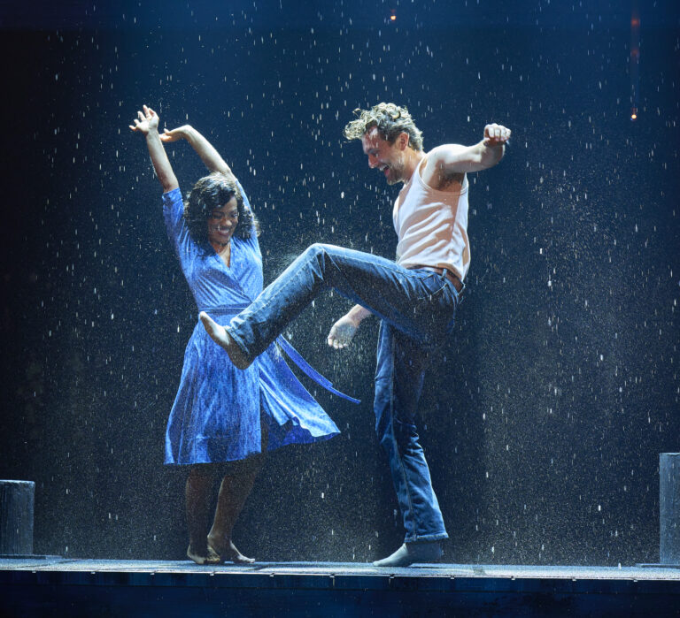 The Notebook
directed by Michael Greif
music and lyrics by Ingrid Michaelson
book by Bekah Brunstetter
choreography by Katie Spelman
Photo by Roger Mastroianni